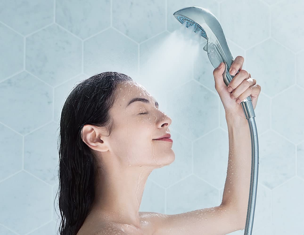 ReFa FINE BUBBLE U – Japanese Luxury Fine‑Bubble Beauty Shower Head